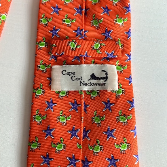 Cape Cod Neckwear Tie with Crabs and Sea Stars Silk - Picture 3 of 6